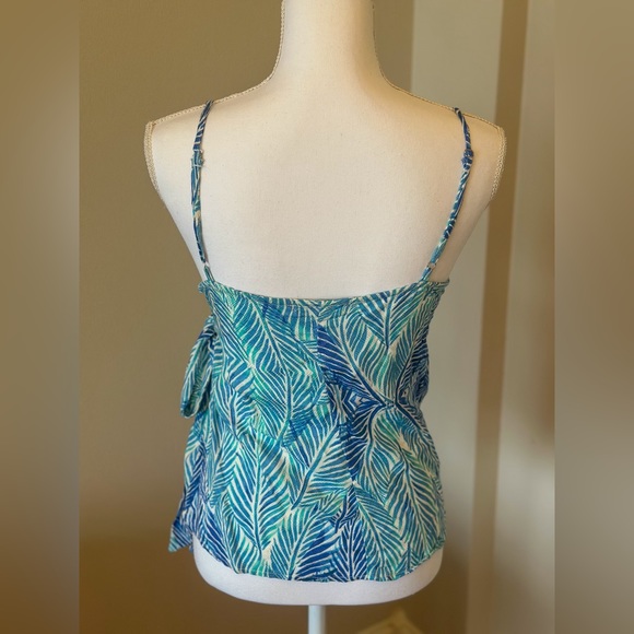 Beachy wrap tank top - Picture 2 of 2